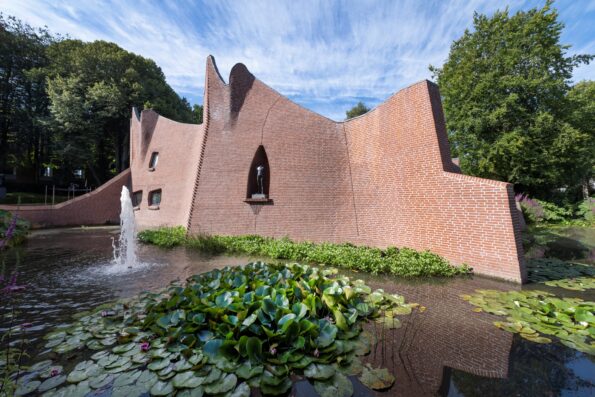 Het museumgebouw van Drents Museum De Buitenplaats