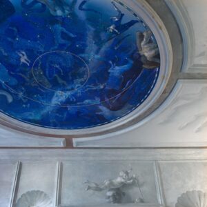 De sterrenhemel in de entreehal van het Nijsinghhuis