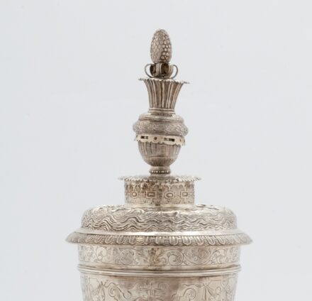 Een detail van de avondmaalsbeker