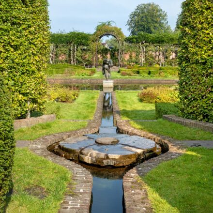 De lilywalk in de museumtuin